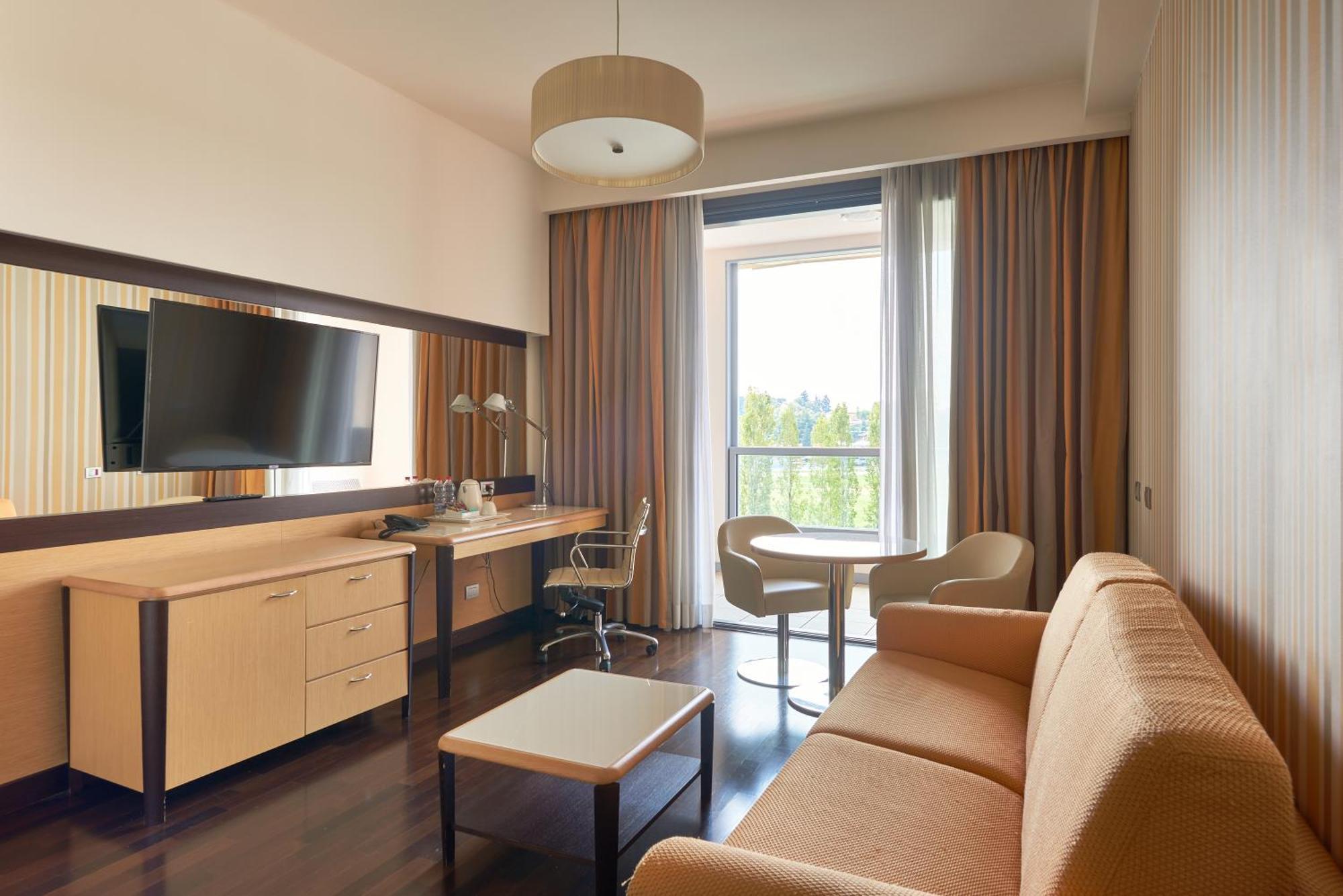 Unahotels Varese Dış mekan fotoğraf